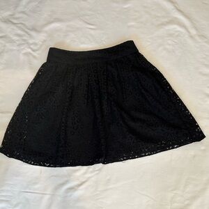 Banana Republic Black Lace Cotton ‎ Mini Skirt Size 6 Zipper Closure Full Lining